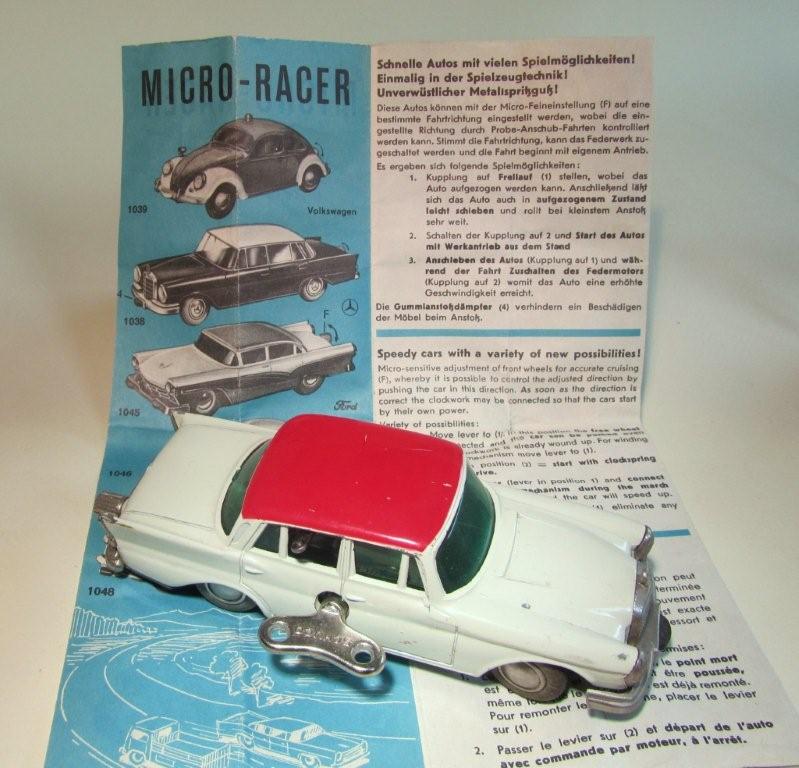 Schuco Mercedes 220S マイクロレーサー 1955-1971 Schuco Micro-Racer 1038 MERCEDES 220S | ブリキの
